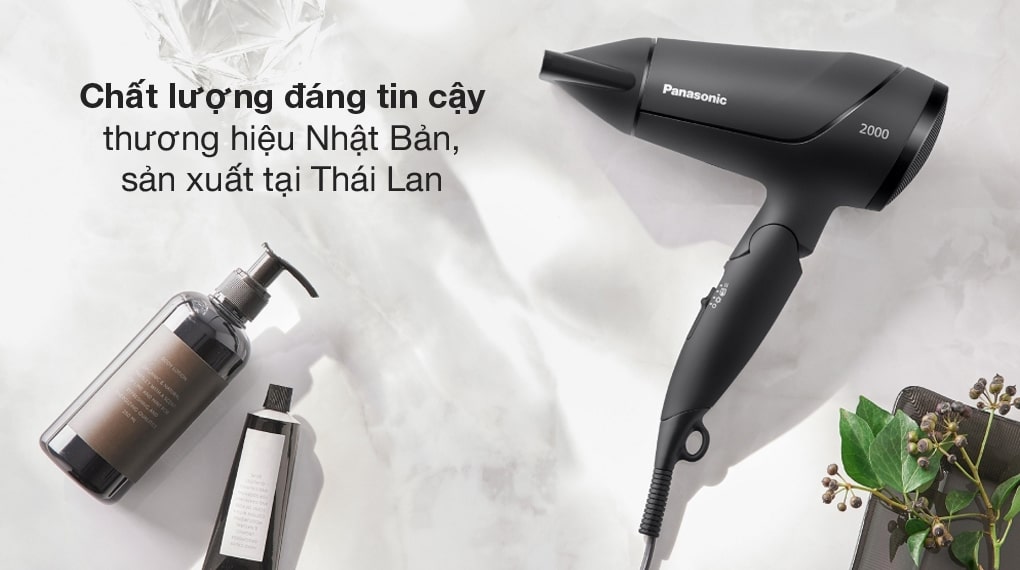Máy sấy tóc Panasonic EH-ND65-K645 - Chất liệu đáng tin cậy, thương hiệu Nhật Bản, sản xuất tại Thái Lan